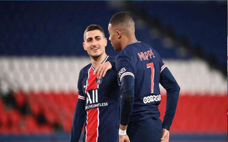 إصابة نجمي باريس سان جيرمان بكورونا