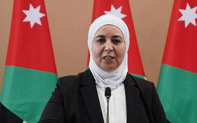 الوزيرة العجارمة: لا أحد ينكر الواسطة