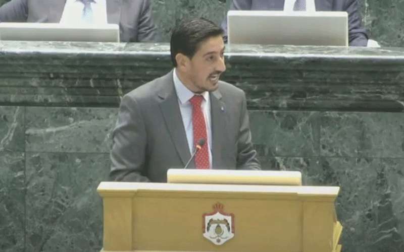 القطاونة يحتج على قرار الصفدي