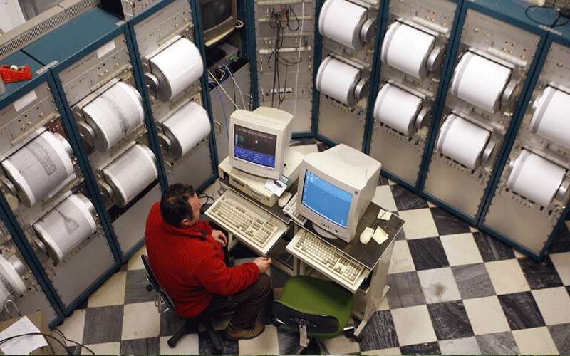 الأرض تهتز مجددا في غرناطة.. 740