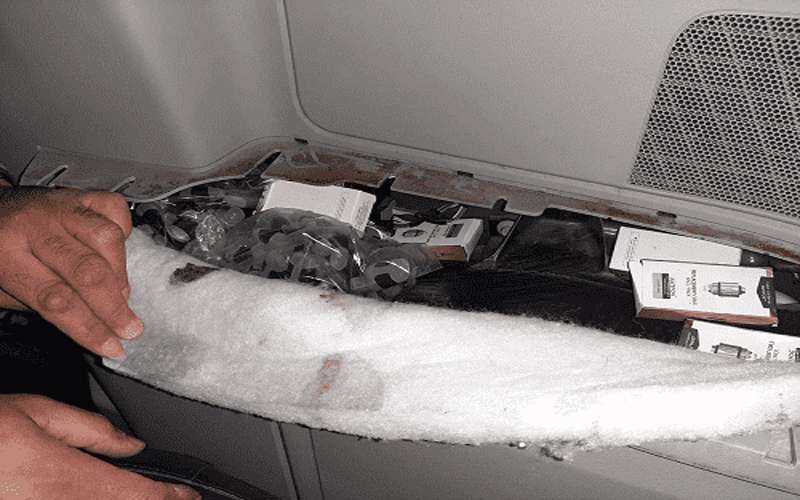 احباط تهريب مستلزمات سجائر الكترونية