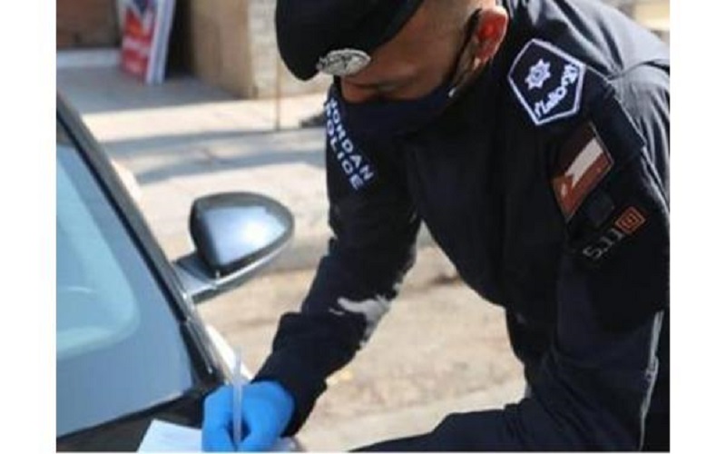 الأمن: 2132 مخالفة لأوامر الدفاع الأربعاء