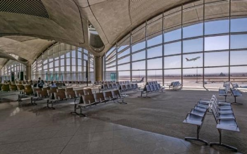 الأردن يسمح بدخول 90 لبنانيا لحجرهم