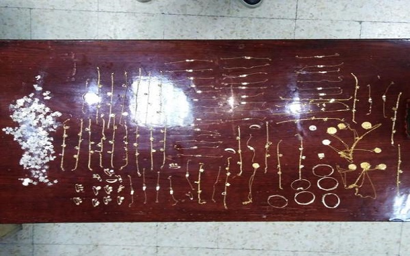 القبض على سارقة مصاغات ذهبية في