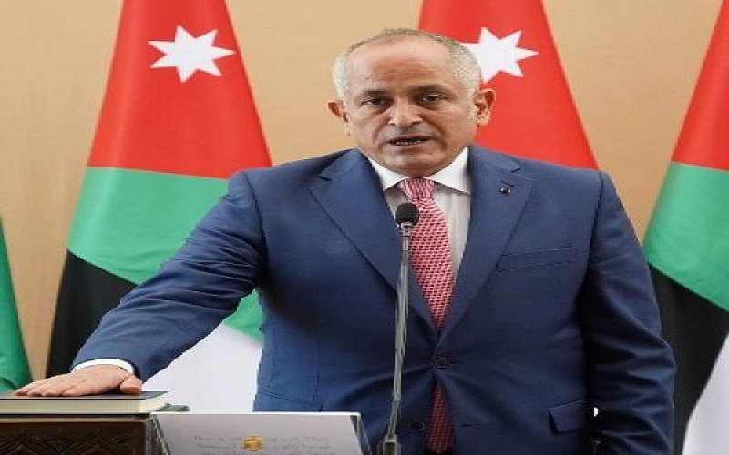 العايد يهنئ بعودة الطلبة لمدارسهم ويدعو