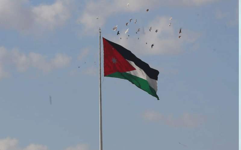 أجواء مشمسة ومائلة للبرودة الأحد