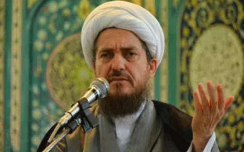 رجل دين إيراني عن لقاح كورونا: