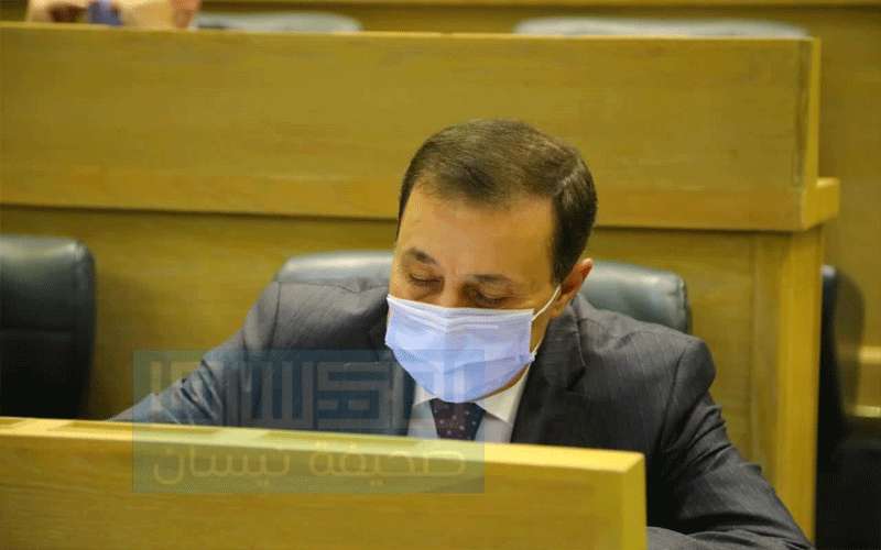 النعيمي يوقف التنقلات الخارجية