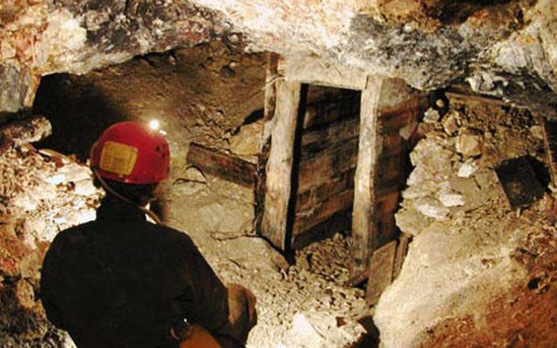 عطاء لإزالة ردم الفوسفات بالحسا