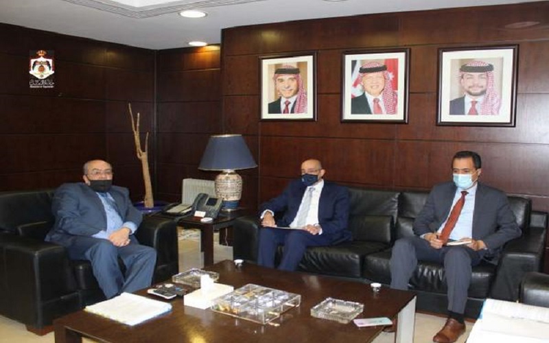 الخيطان والسفير التونسي يبحثان التعاون بمجال