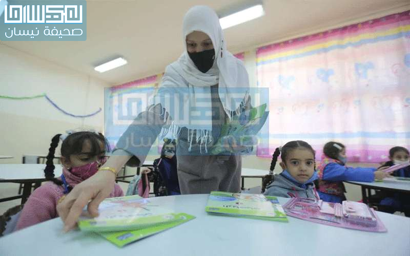 التربية تبرر تأخير تسليم الكتب