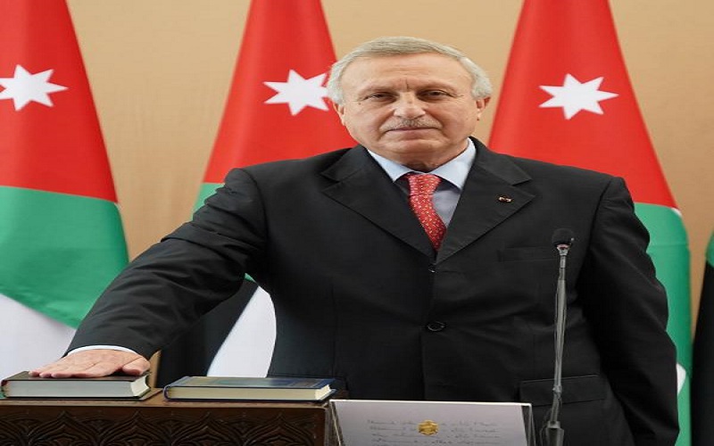 وزير البيئة يؤكد أهمية التحول نحو