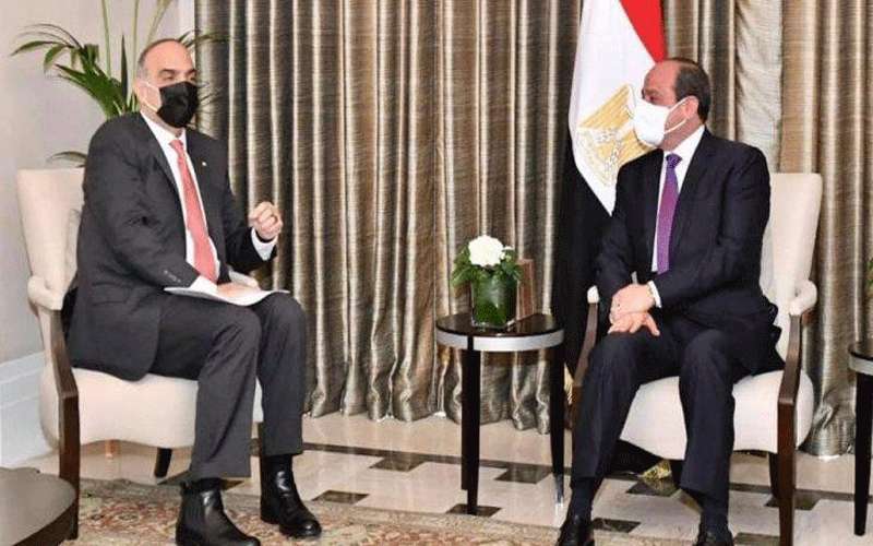 الخصاونة ينقل رسالة شفوية من الملك