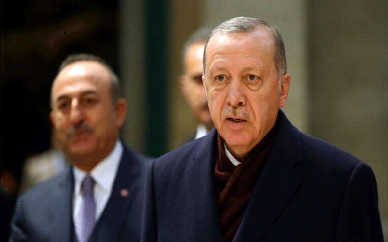 أردوغان يشارك بتشييع رئيس بلدية إسطنبول