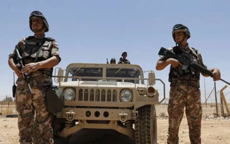 الجيش يحبط محاولة تسلل وتهريب من