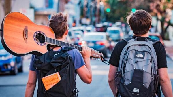 المشي يساعد في تدفق مشاعرك الإبداعية