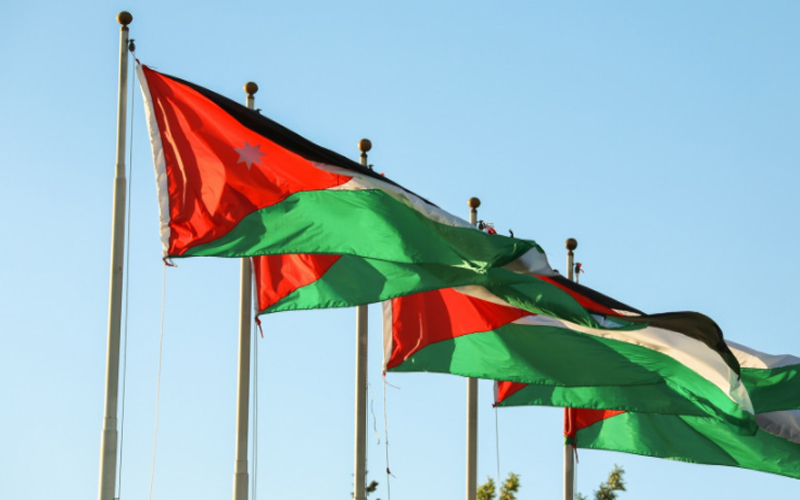 دائرة الأراضي تنشئ مسارات خاصة للمتقاعدين