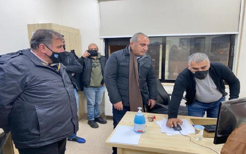 الشواربة يشرف على التعامل مع المنخفض