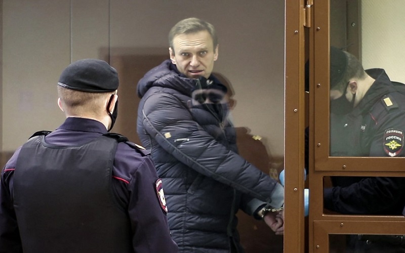 القضاء الروسي يدين المعارض نافالني بتهمة