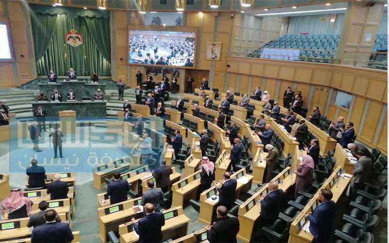 مجلس النواب يواصل مناقشته للموازنة
