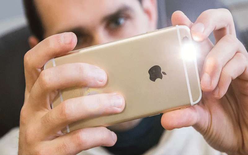 عامل مطبخ في “البشير” يكشف قضية