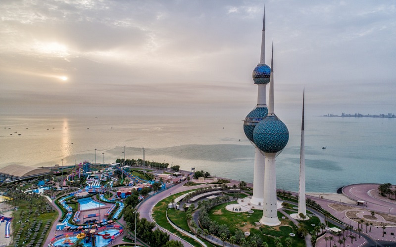 وزير المالية الكويتي يتوقع عجزا تراكميا