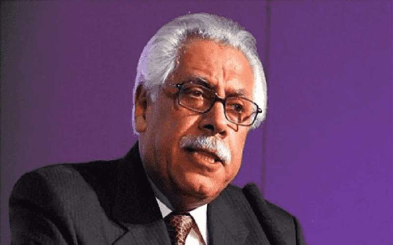 بلتاجي على سرير الشفاء