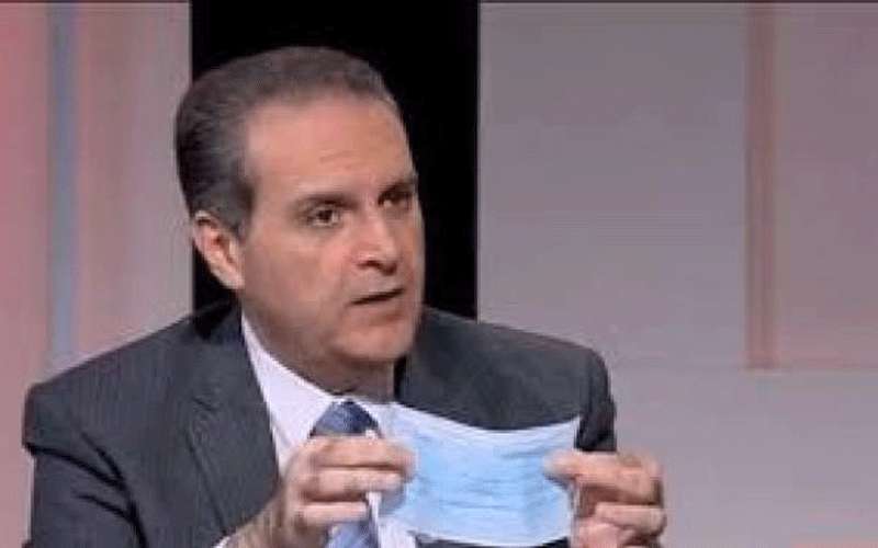 الهواري: التدخين يمنع الالتزام بالكمامة وعلينا