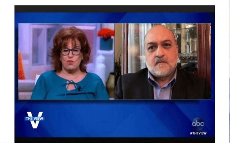 فصل طبيب أردني بسبب لقاحات كورونا