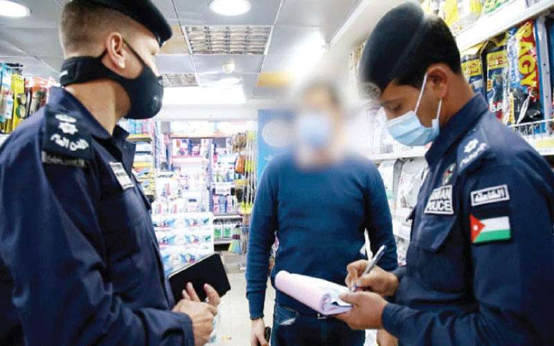 ضبط متهجمين على لجنة تفتيش كمامات