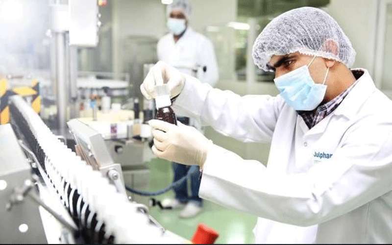 الحكومة تدرس مطالب الصناعات الدوائية