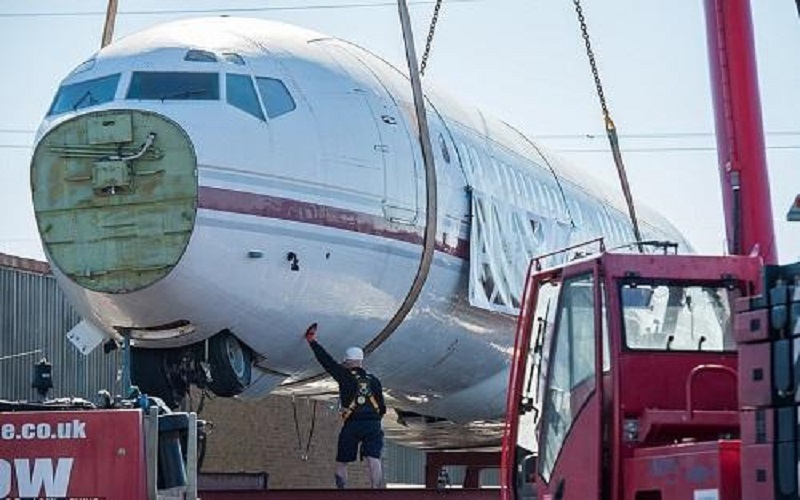 شركة بريطانية تشتري طائرة بوينج 727