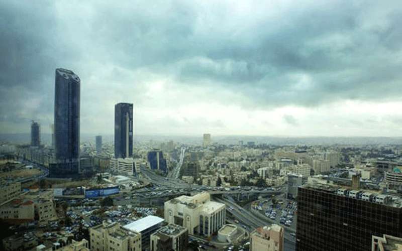 طقس بارد ومتقلب