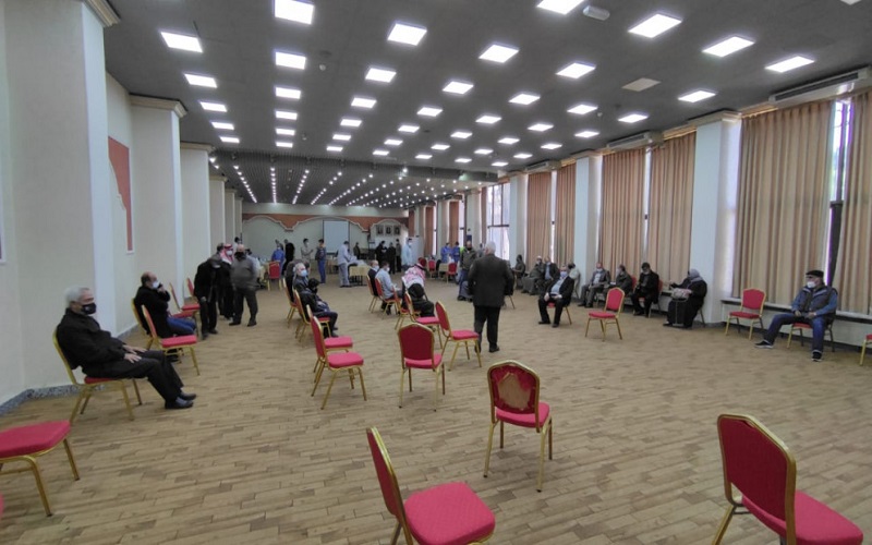 1200 شخص تلقوا المطعوم ضد كورونا