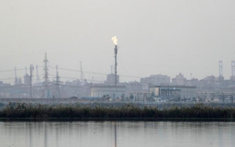 حريق هائل في أحد خطوط البترول