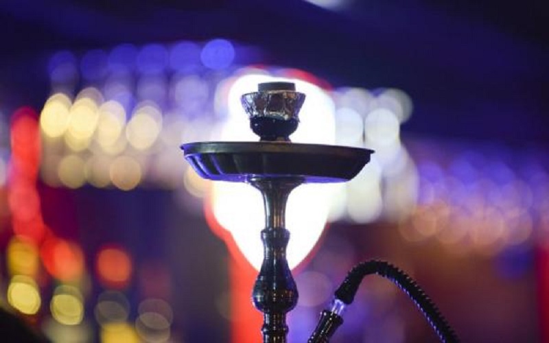 توقيف مالك محل ألعاب إلكترونية قدم