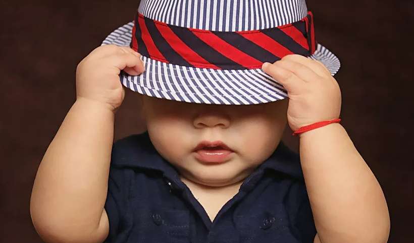 الصراخ في وجه الطفل يضر بدماغه