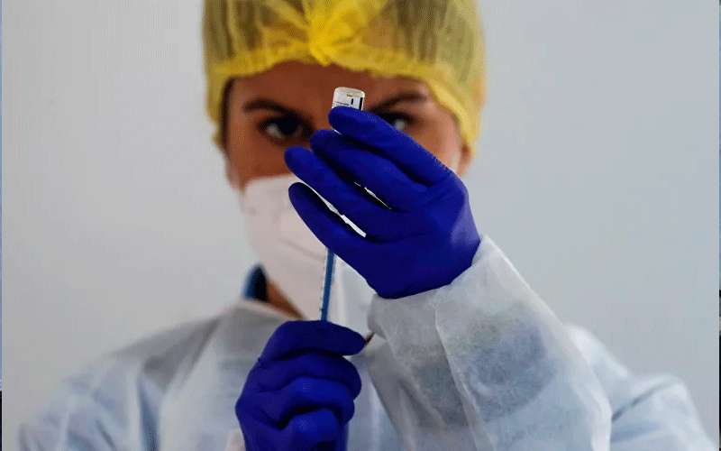 وفاة سيدة في إيطاليا بعد تلقيها