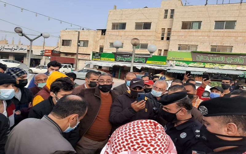 اعتصام في المفرق يطالب بتشكيل حكومة