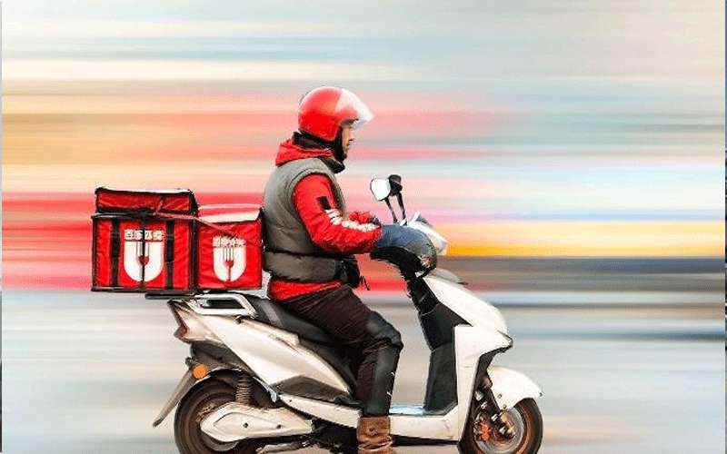 12 ألف تصريح لسائقي الديليفري