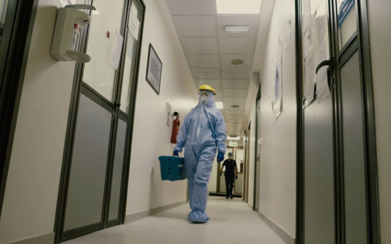 أزمة كورونا بالأرقام .. المستشفيات تمتلئ