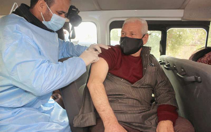 600 الف مسجل لمطعوم كورونا -