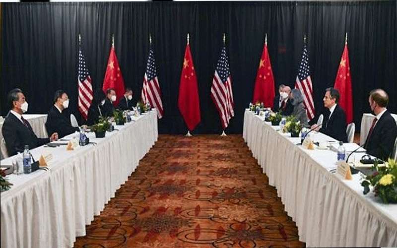 واشنطن تتهم بكين بتهديد الاستقرار العالمي