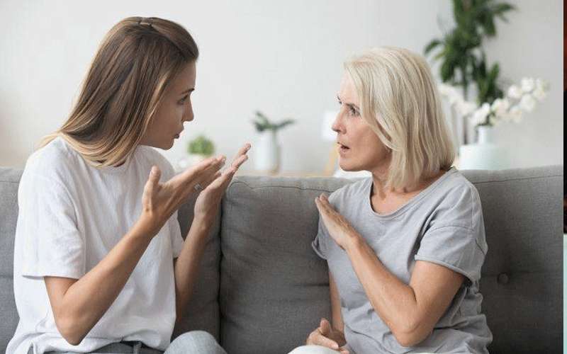 فنانة تبيع منزلا افتراضيا بسعر 500