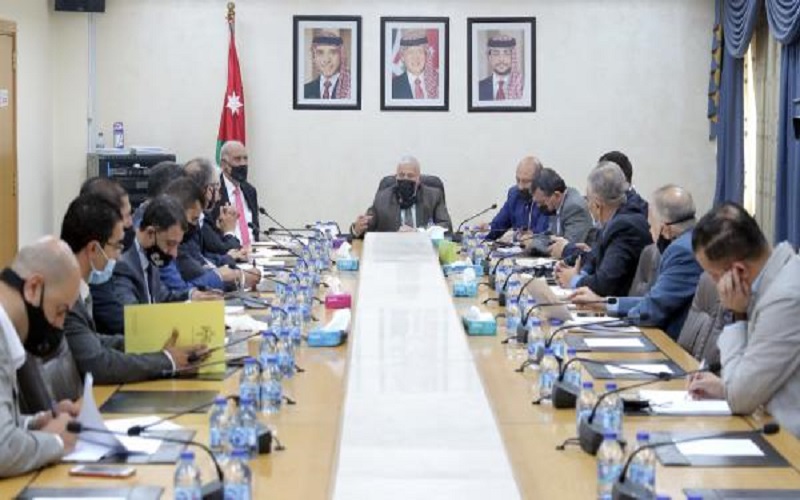 رئيس مجلس النقباء: من يدير المؤسسات