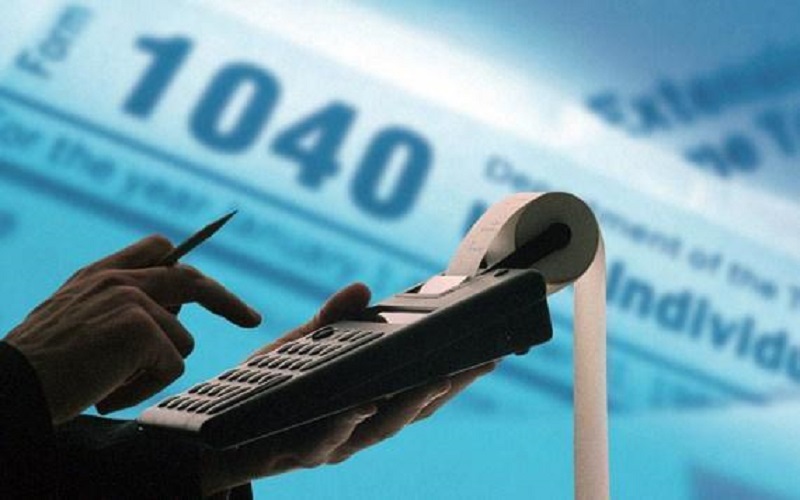 تسويات ضريبية لـ 894 شركة ومكلفا