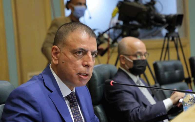 إلى وزير الصحة المكلف: رتب بيتك