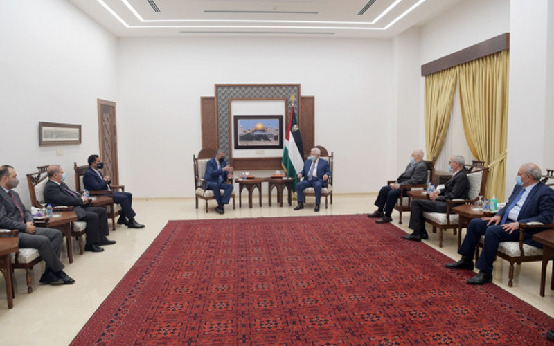 الكلالدة يلتقي الرئيس الفلسطيني محمود عباس