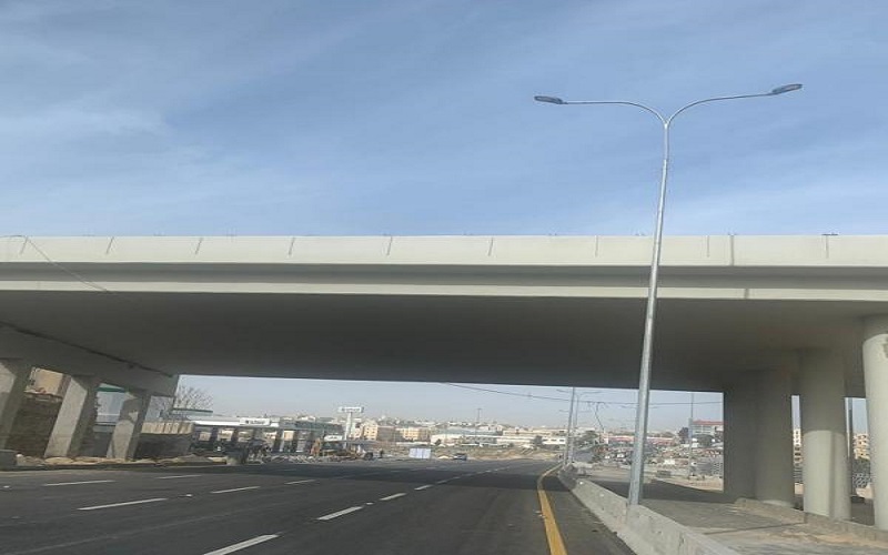 انهاء أعمال جزء من مشروع الباص