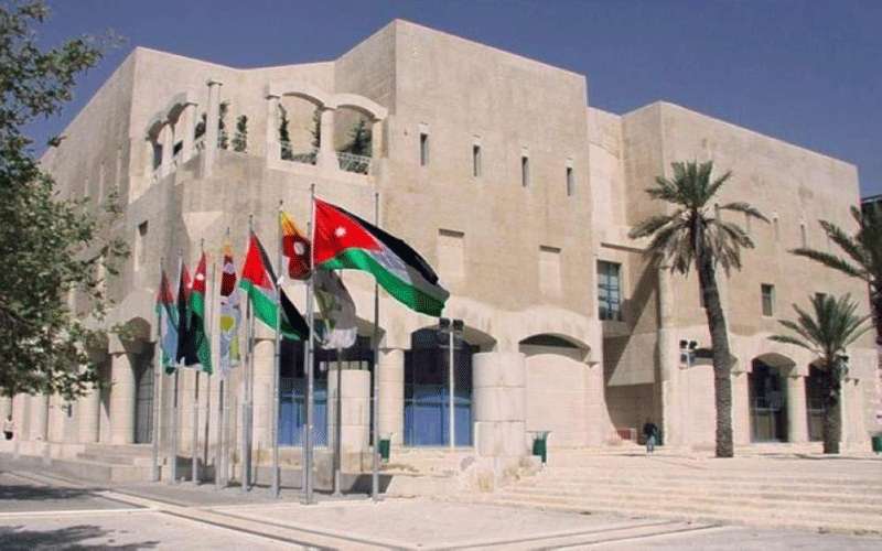 تمديد مهلة ترخيص المهن لنهاية نيسان